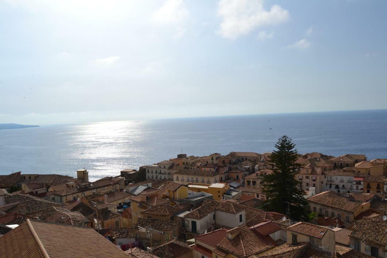 Il Terrazzo Su Pizzo Daire Dış mekan fotoğraf