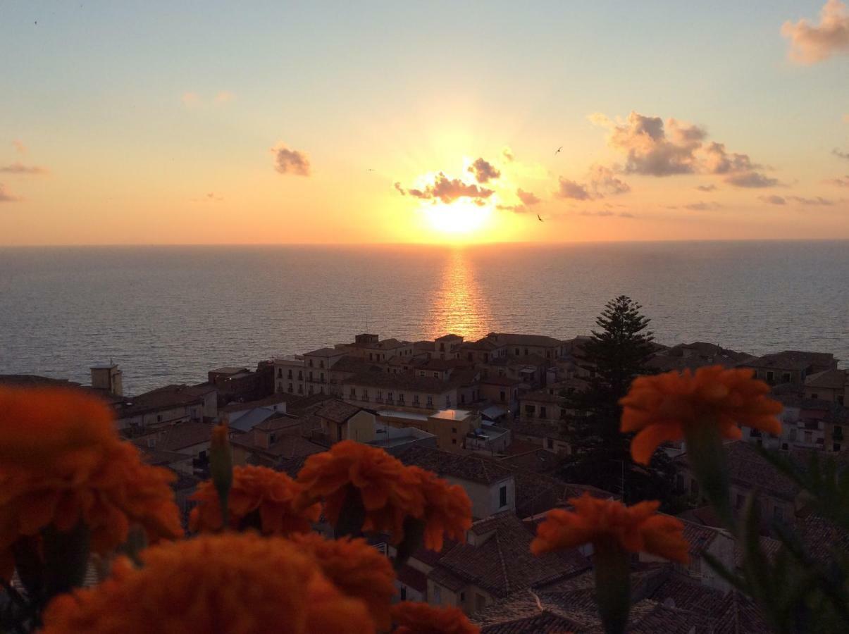 Il Terrazzo Su Pizzo Daire Dış mekan fotoğraf