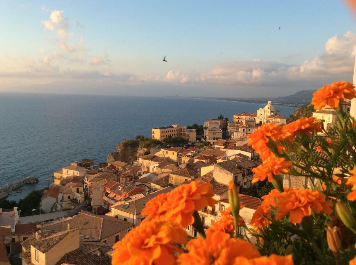 Il Terrazzo Su Pizzo Daire Dış mekan fotoğraf