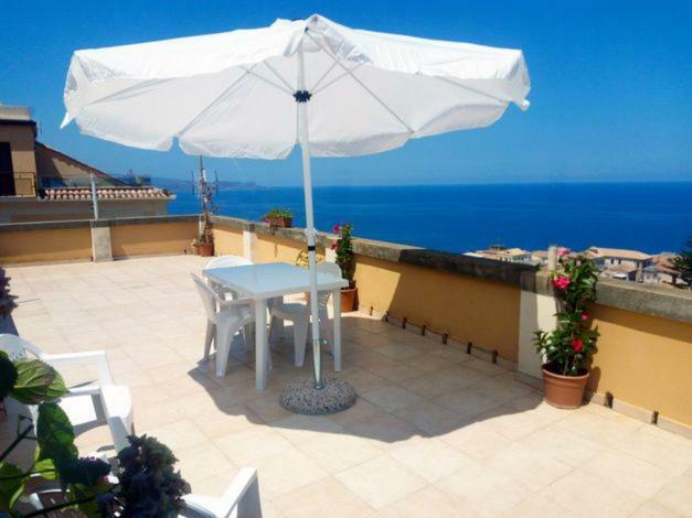 Il Terrazzo Su Pizzo Daire Dış mekan fotoğraf